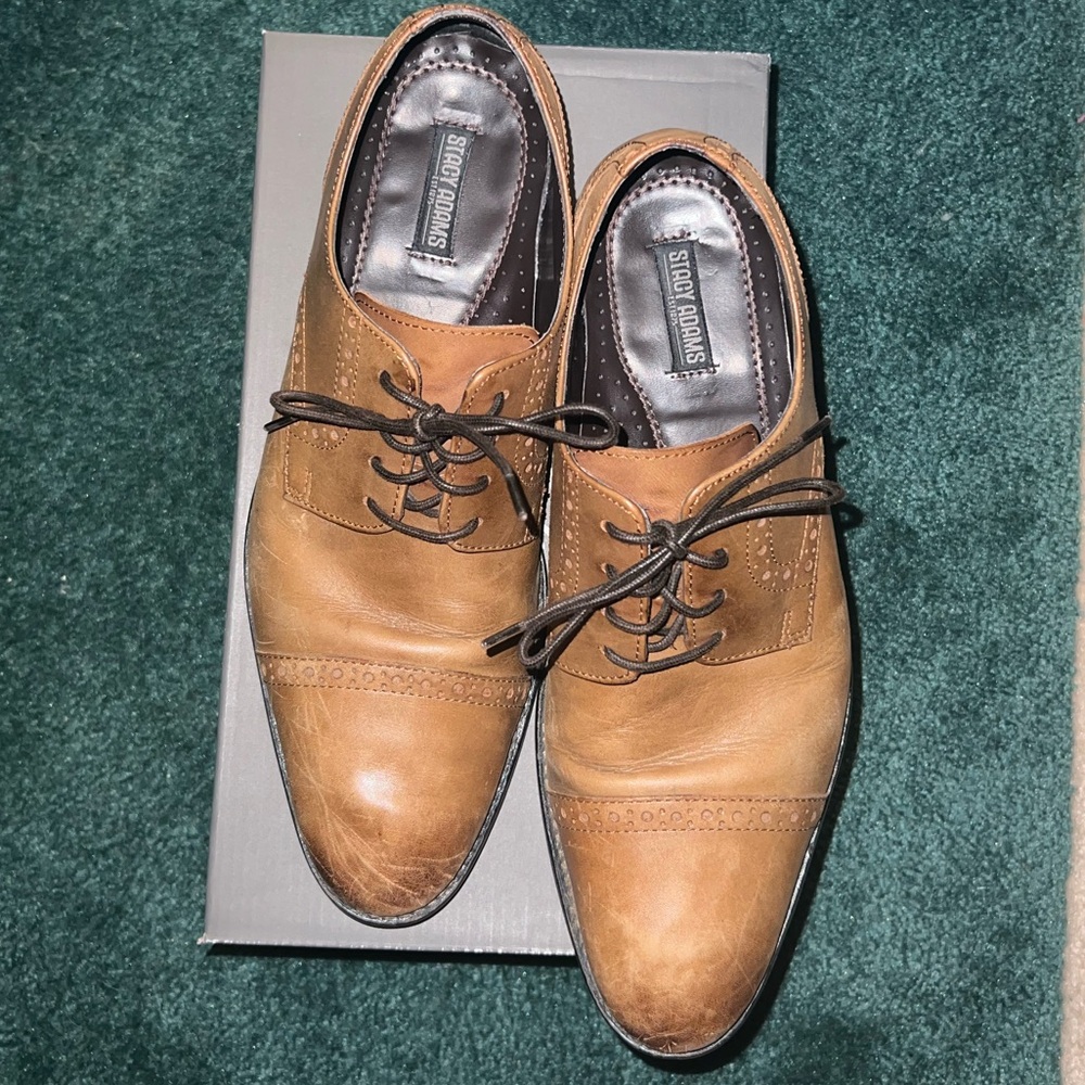 Men’s dress shoes